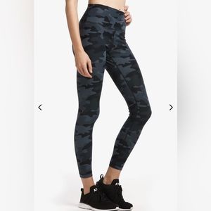 NWOT - Lole Sierra Ankle Leggings